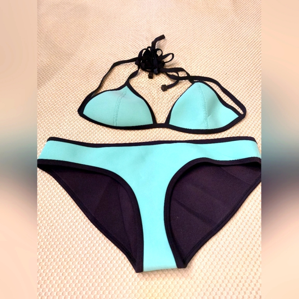triangl swimwear Aqua and Black Neoprene Bikini